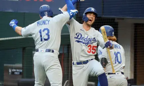 Los Angeles Dodgers vs. Atlanta Braves Game 4