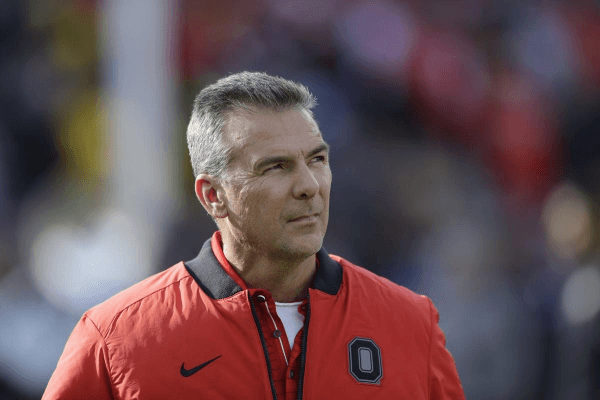 Opening Weekend of NCAA Football Brings Plenty of News and Notes