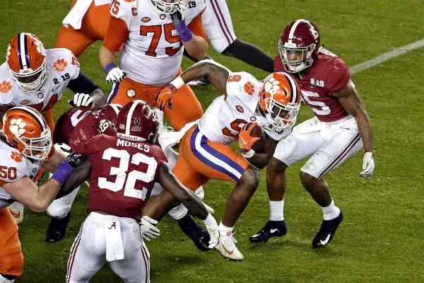 College Football Kicks Off, Does the Sport Need Upsets at the Top to Spice Up…