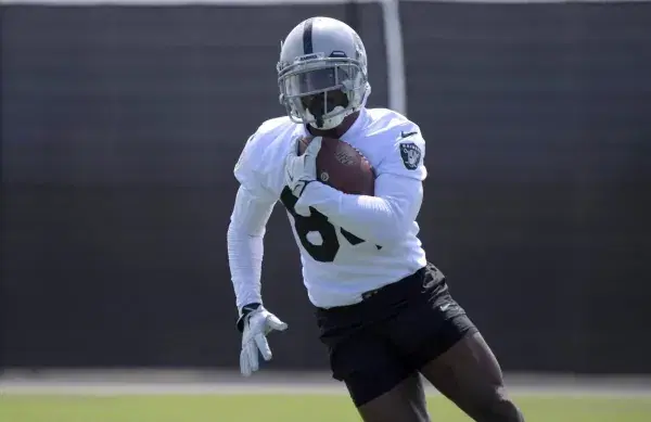 Brown Going Crazy in Oakland; Are Raiders Better Off Without Him?