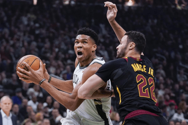 NBA Betting Preview: Los Angeles Lakers at Milwaukee Bucks