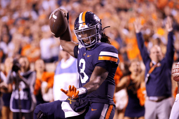 College Football Betting Pick: Virginia Cavaliers at Notre Dame Fighting Irish