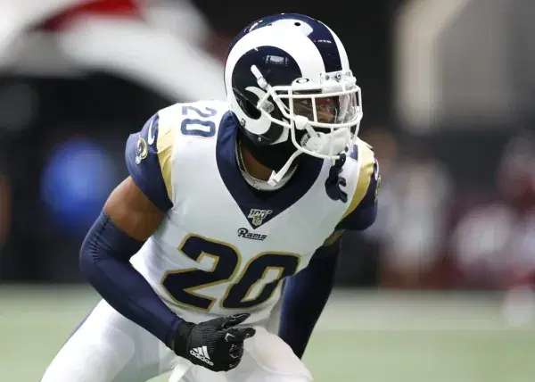 NFL Trade Deadline Comes And Goes, And Many Teams Stand Pat