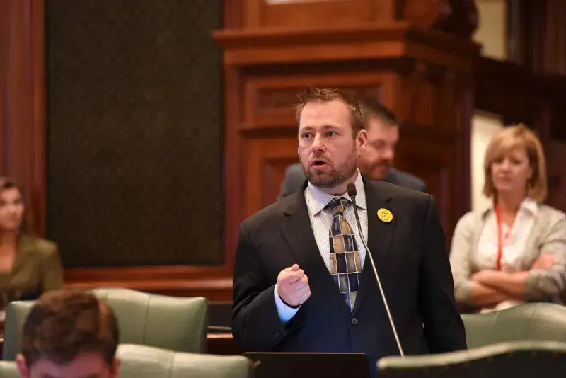 Differing Opinions On Sports Betting Launch In Illinois?