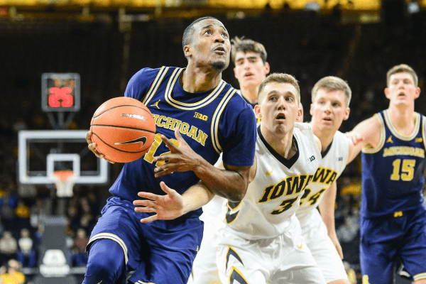 Michigan Wolverines at Illinois Fighting Illini Betting Pick and Prediction