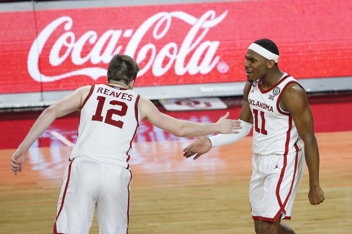 College Basketball Picks: Tuesday, January 25