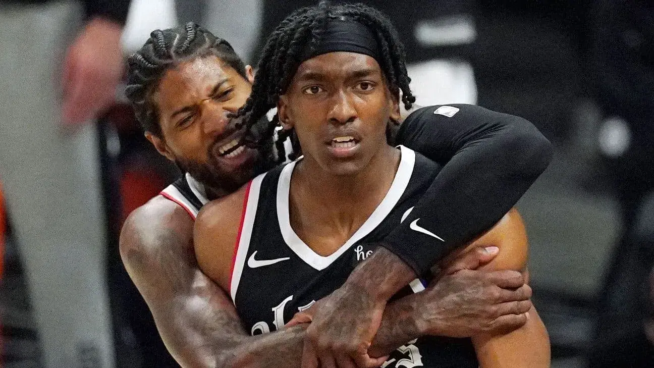 Clippers vs Suns Prediction, Picks & Player Props (2/16)