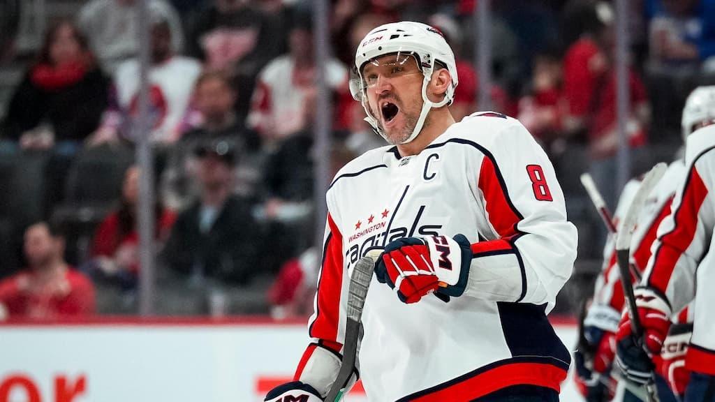 Lightning vs Capitals Prediction & Best Bets (4/13): Will Washington’s Playoff Hopes Take a Hit?