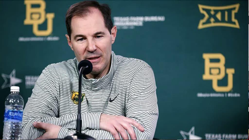 Next Kentucky Men’s Basketball Coach Odds & Candidates: Who Could Replace Calipari?