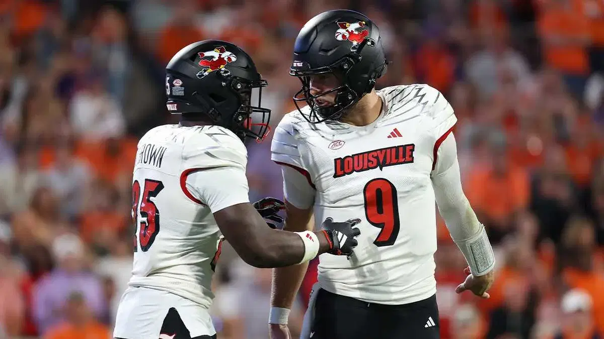Pitt vs Louisville: Odds, Predictions & Key Insights | November 23, 2024