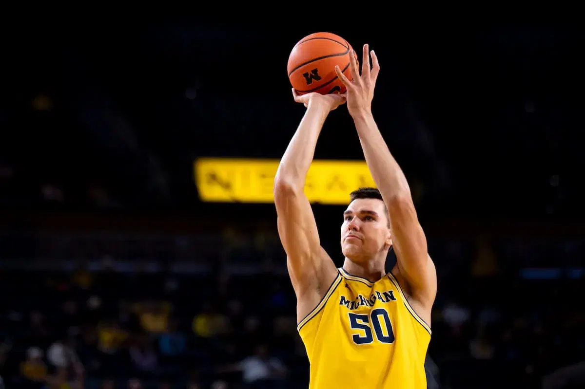 NCAA Basketball Predictions, Odds & Best Bets (3/20)