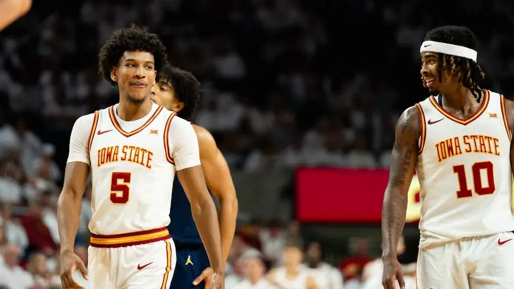 #22 Arizona vs #9 Iowa State Basketball Prediction & Picks (3/1): Will the Cyclones Whip the Wildcats in Ames?