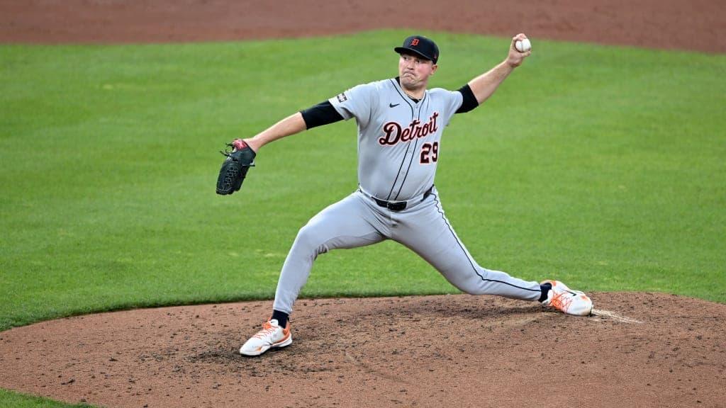 2025 AL & NL Cy Young Award Odds: Who Will Be This Season’s Top Pitchers?