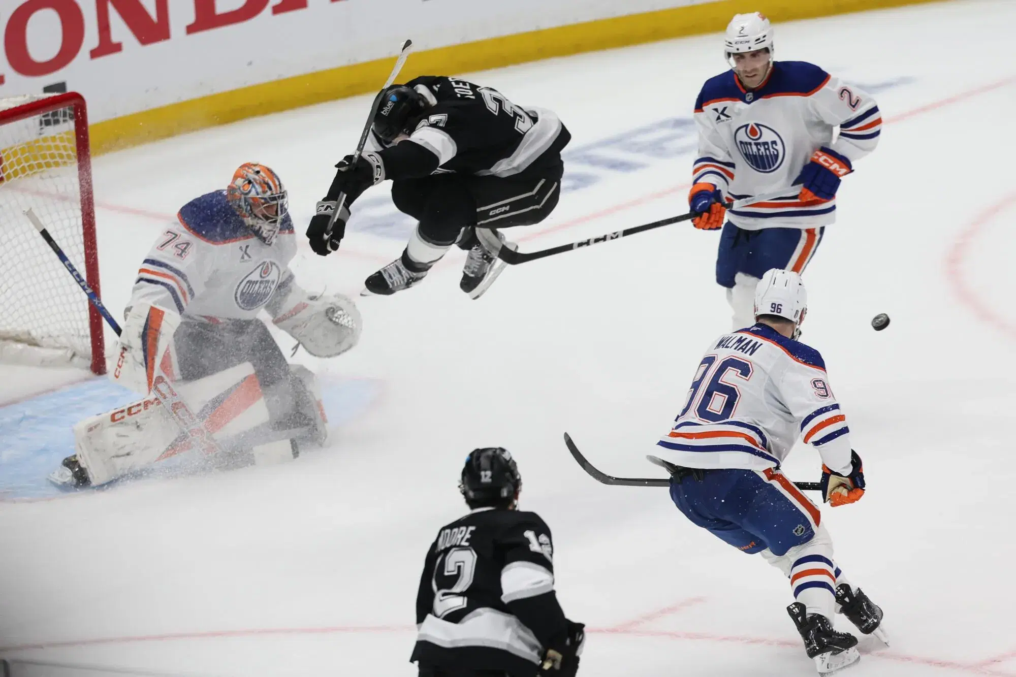 NHL Oilers vs Kings Picks and Odds | April 23, 2025