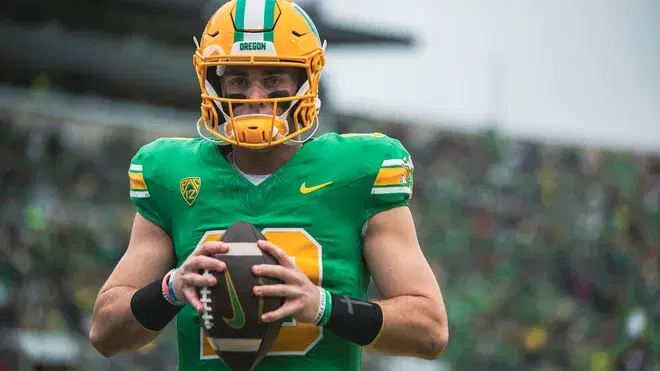 #4 Oregon vs. Northwestern: Odds & Predictions | September 13, 2025