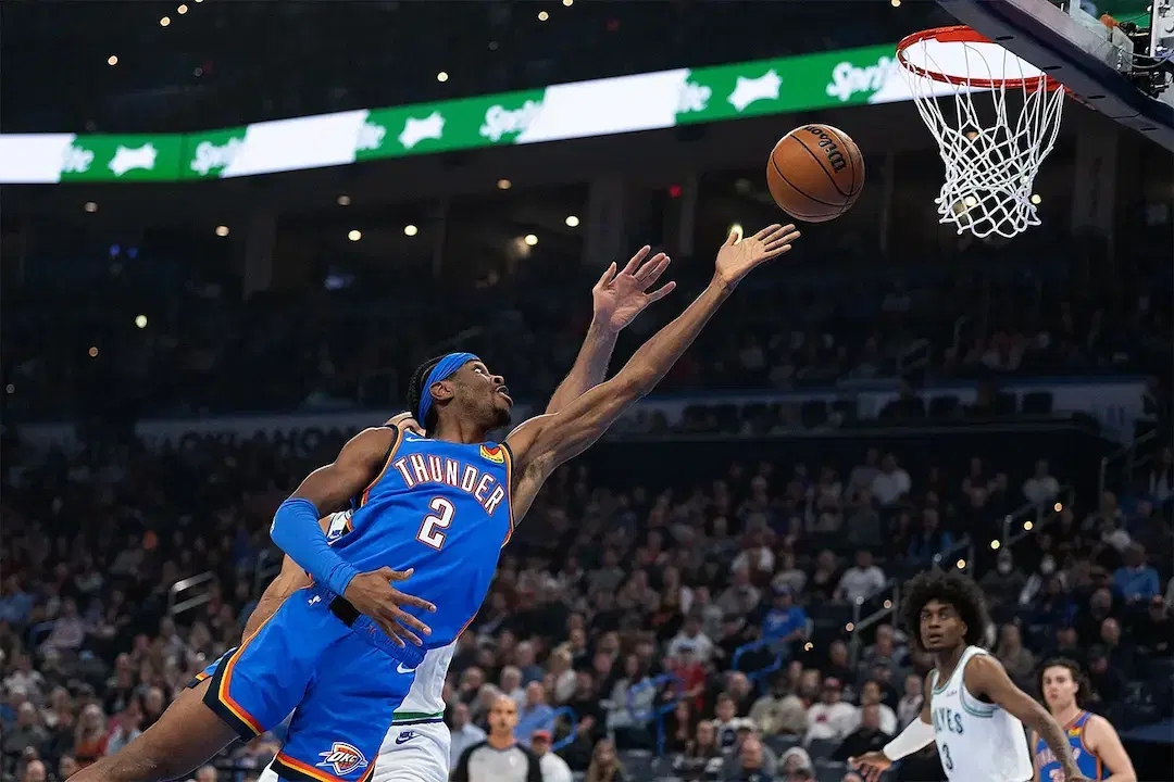 BetOnline NBA Odds: Favorites for PPG, 3PM & APG Leaders