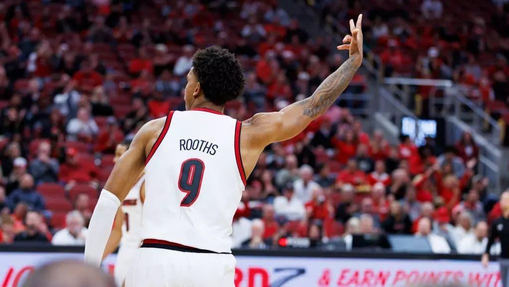 #11 Louisville vs. #20 Tennessee: Odds & Insights | December 16, 2025