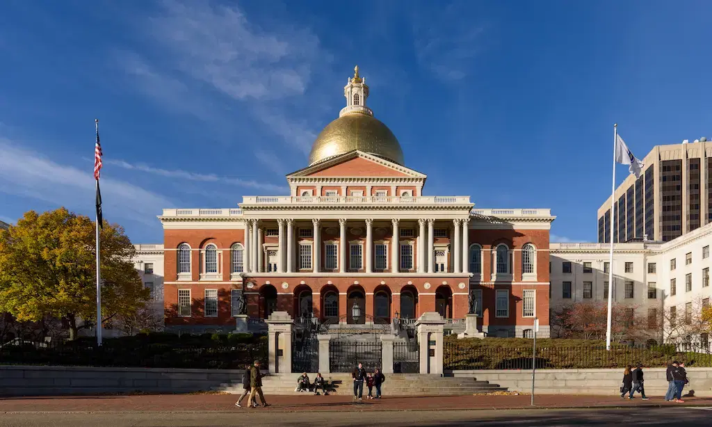 Sports Betting Wager Limits Talks Advances in Massachusetts