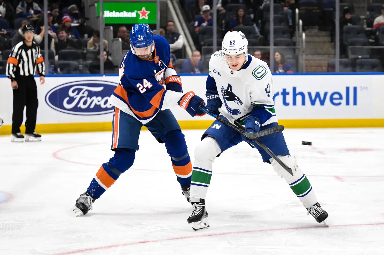 NHL: Islanders vs. Canucks Picks and Odds | January 18, 2026