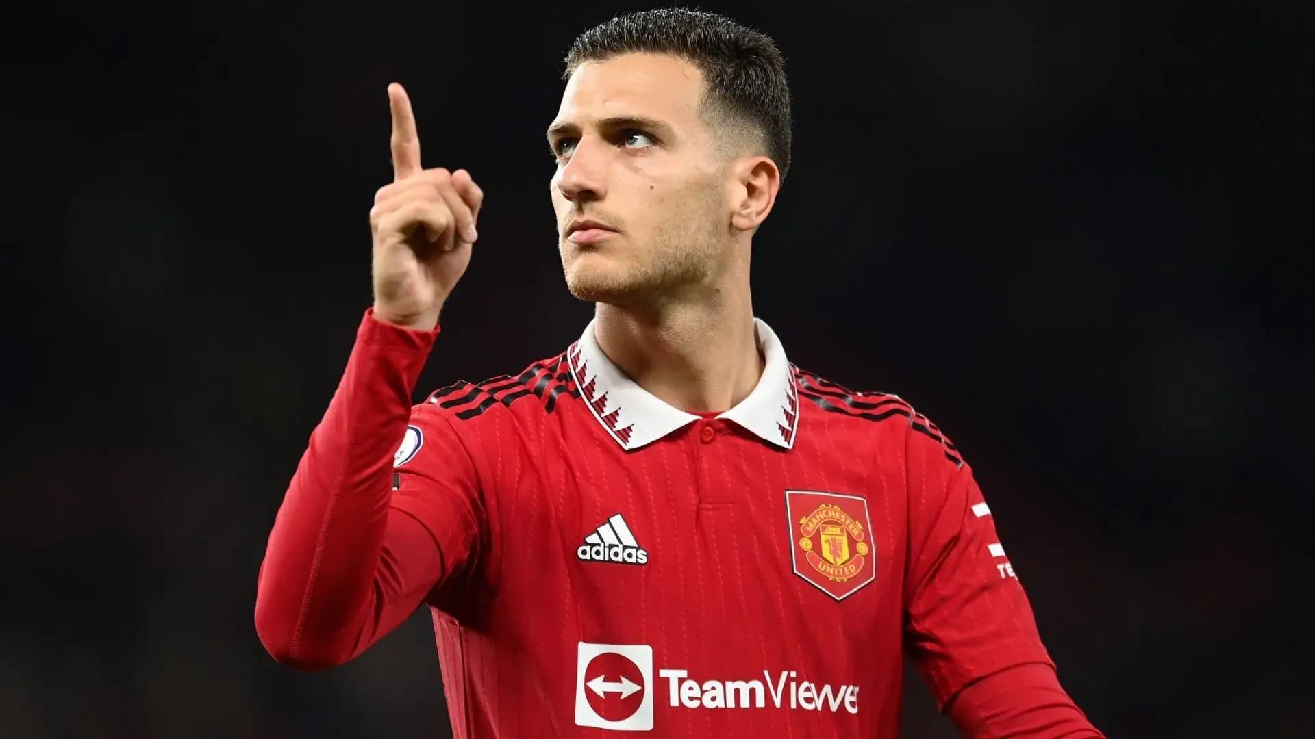 Diego Dalot and Manchester United are in fantastic form at the moment - EPL Picks