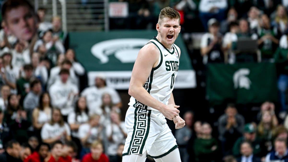 #6 Louisville vs #3 Michigan State Picks and Predictions: Round of 32