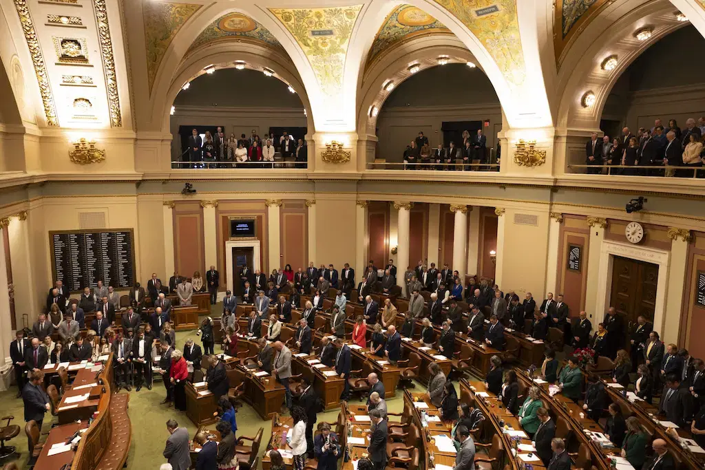 Minnesota SF 4474 Fails to Reach Finish Line