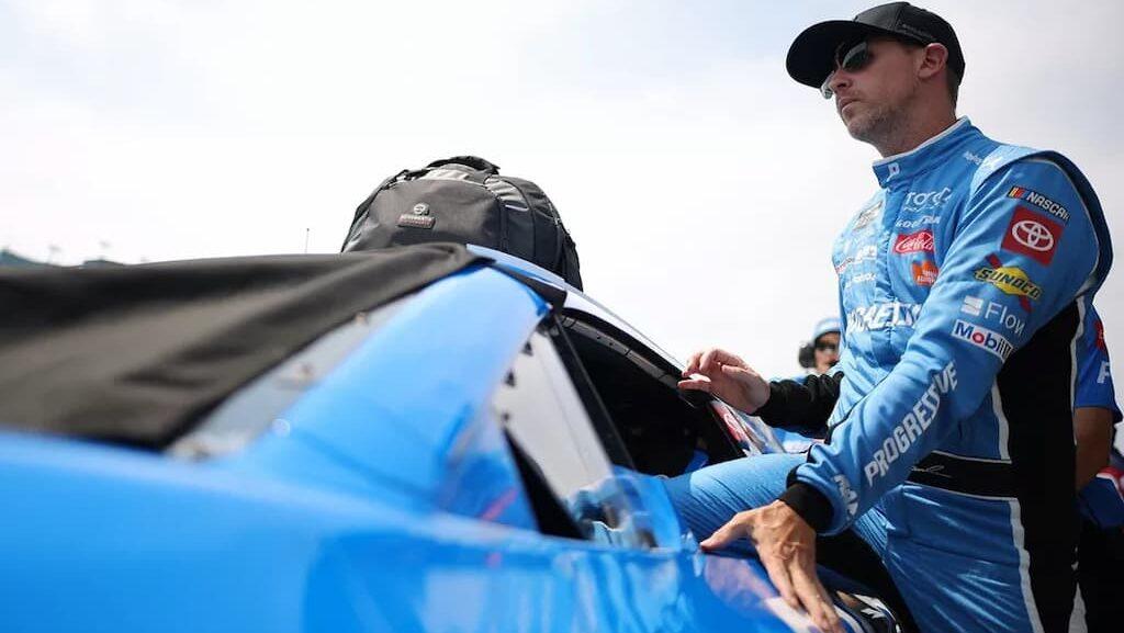 NASCAR Cup Series 2026 eero 400 Predictions & Chicagoland Picks cover (Denny Hamlin, the race's polesitter)