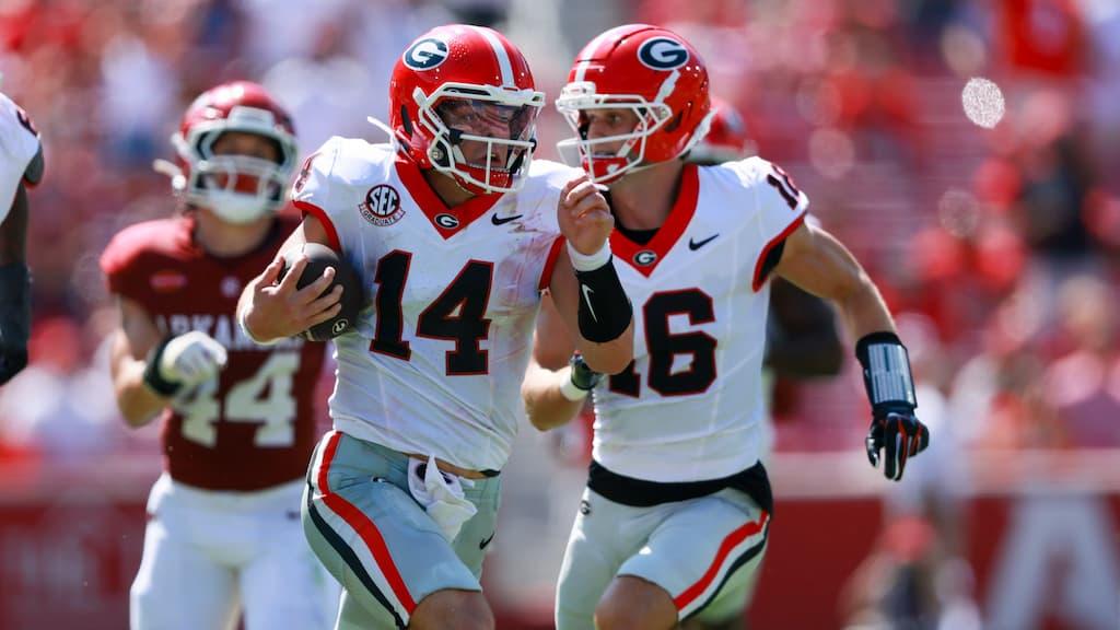 College Football Playoff Betting Guide cover (Oklahoma vs. Georgia game photo)