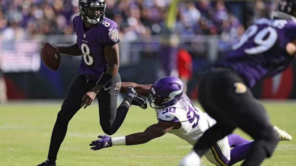 Important NFL Stats & Metrics for Betting & Handicapping cover (Baltimore Ravens QB and two-time NFL MVP Lamar Jackson)