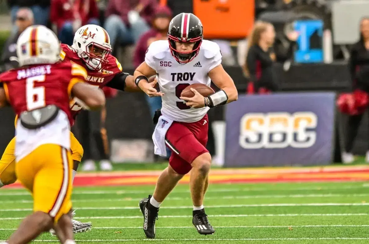 Goose Crowder has had a 14 yard rush in 3/4 games this year, breaking off for at least a 20 yard rush in two games - Southern Miss Troy Expert Picks