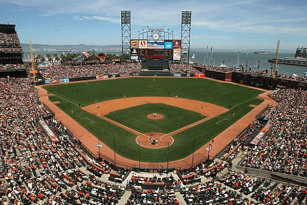 Monday Night Baseball: Chicago Cubs at San Francisco Giants