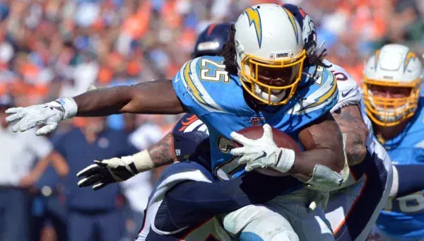 Sunday Night Football Betting Pick: Pittsburgh Steelers at Los Angeles Chargers