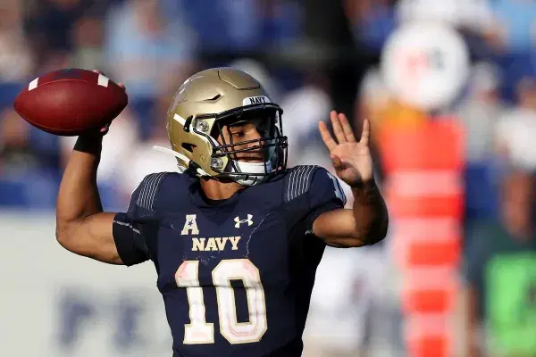 Navy Midshipmen at Notre Dame Fighting Irish Betting Preview