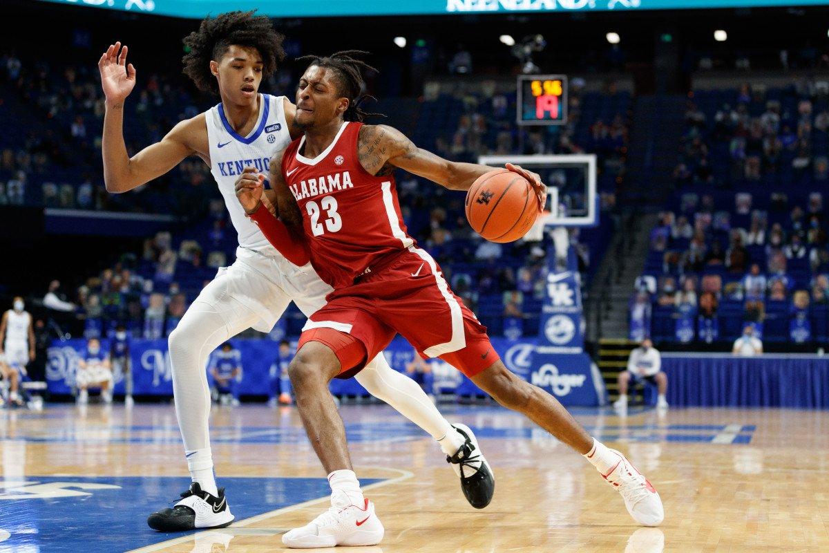 College Basketball Picks: Saturday, January 30