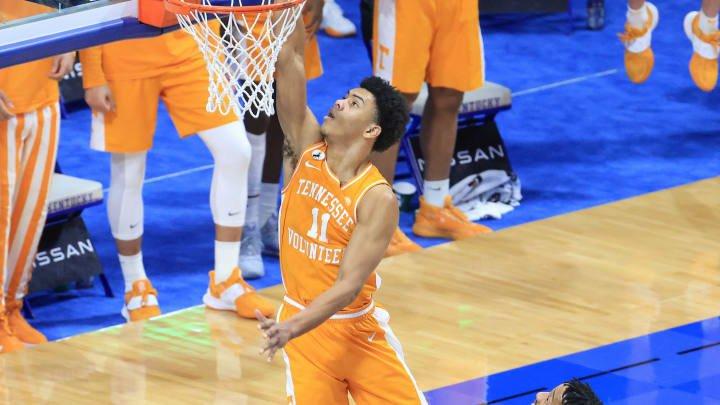 College Basketball Picks & Best Bets: Wednesday, February 17