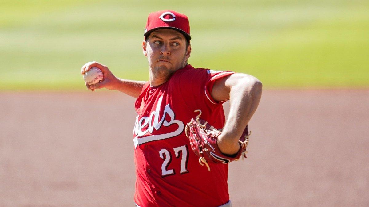 Sep 30, 2020; Cumberland, Georgia, USA; Cincinnati Reds starting pitcher Trevor Bauer (27) pitches against the Atlanta Braves during the first inning at Truist Park. Mandatory Credit: Dale Zanine-USA TODAY Sports