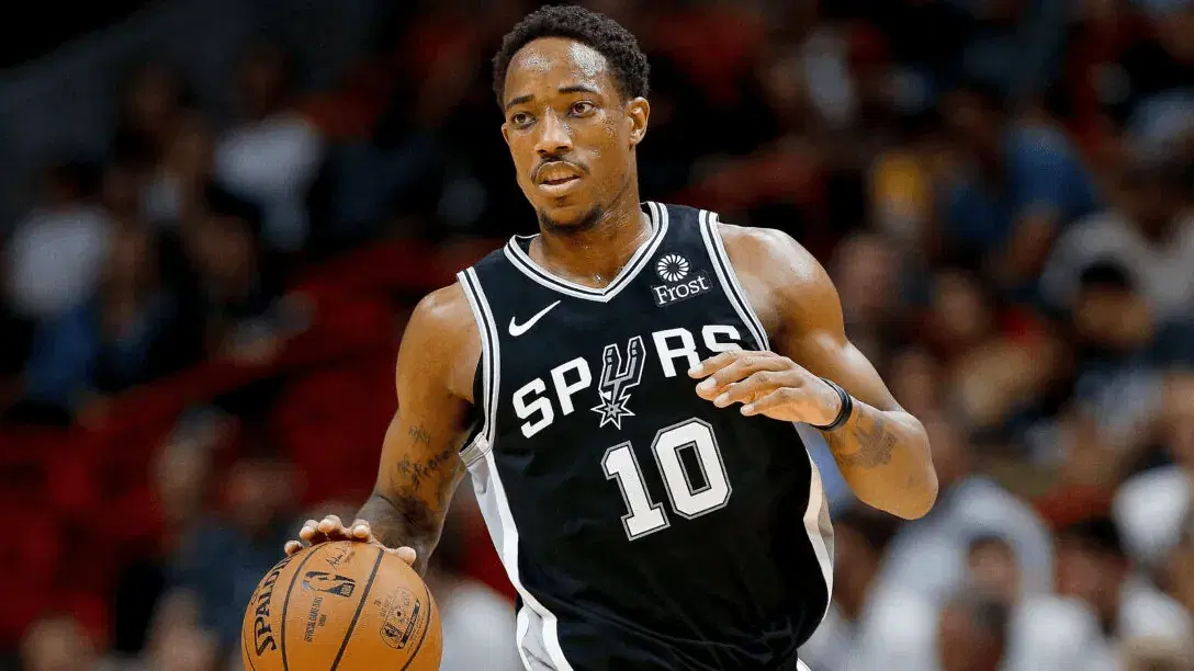 MIAMI, FL - NOVEMBER 07: DeMar DeRozan #10 of the San Antonio Spurs dribbles with the ball against the Miami Heat during the second half at American Airlines Arena on November 7, 2018 in Miami, Florida. NOTE TO USER: User expressly acknowledges and agrees that, by downloading and or using this photograph, User is consenting to the terms and conditions of the Getty Images License Agreement. (Photo by Michael Reaves/Getty Images)