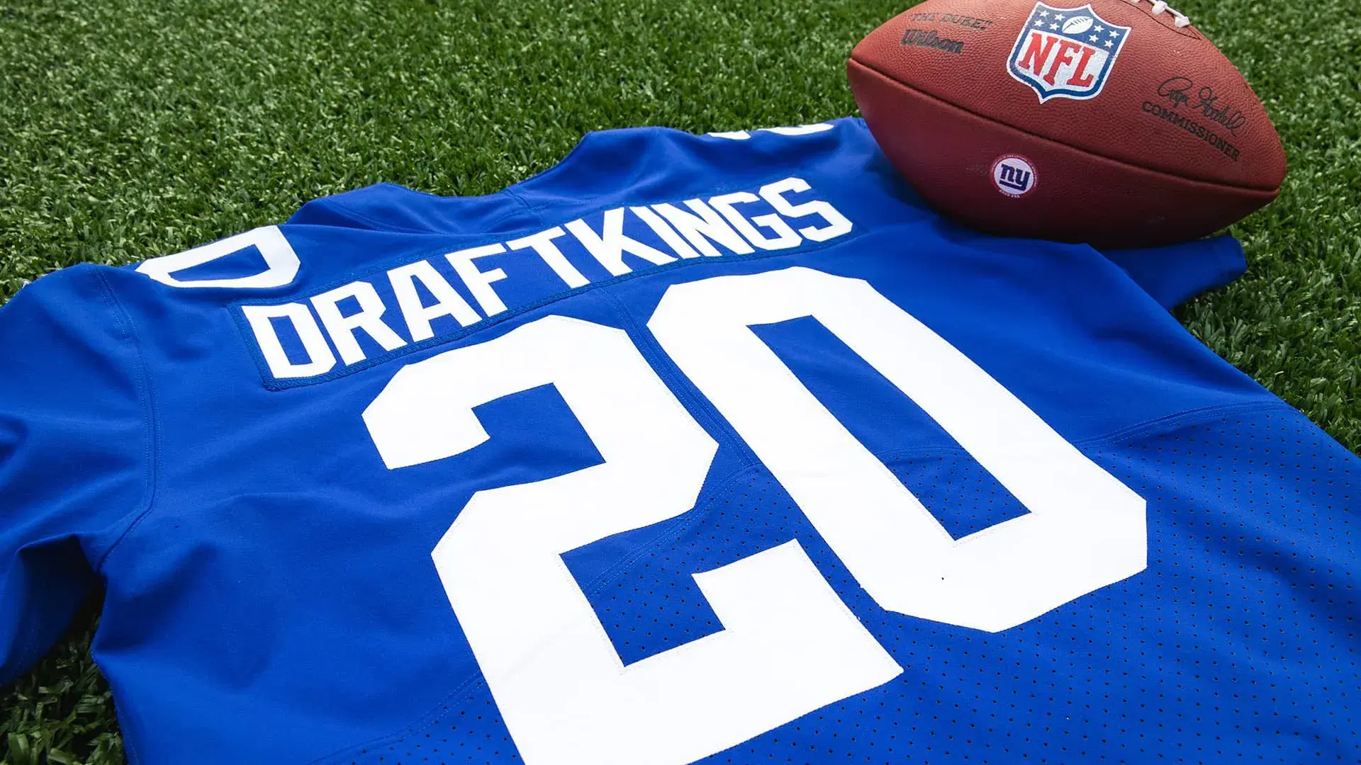 Better late than never: The NFL partners with Bovada, DraftKings and BetOnline