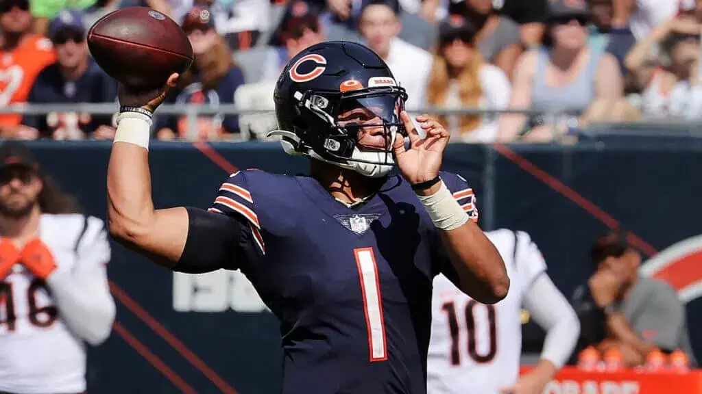Chicago Bears vs Cleveland Browns Betting Preview: Can Fields Fire Bears to Road Upset in First NFL Start?