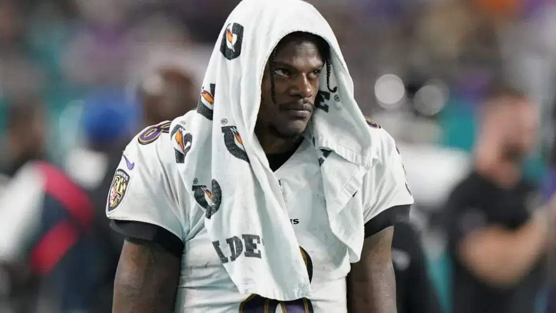 Baltimore Ravens vs Chicago Bears Preview & Picks (10/26): Can Lamar Jackson Save the Season?