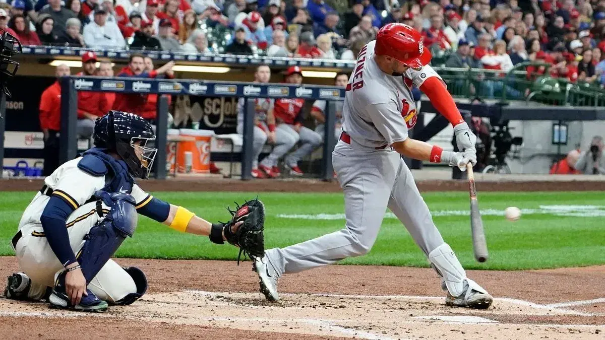 Cardinals vs. Brewers (April 17): Hudson Hunts Road Series Win for St. Louis
