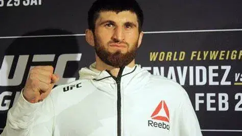 Magomed Ankalaev vs. Anthony Smith UFC Betting: Will Smith be no match for Ankalaev?