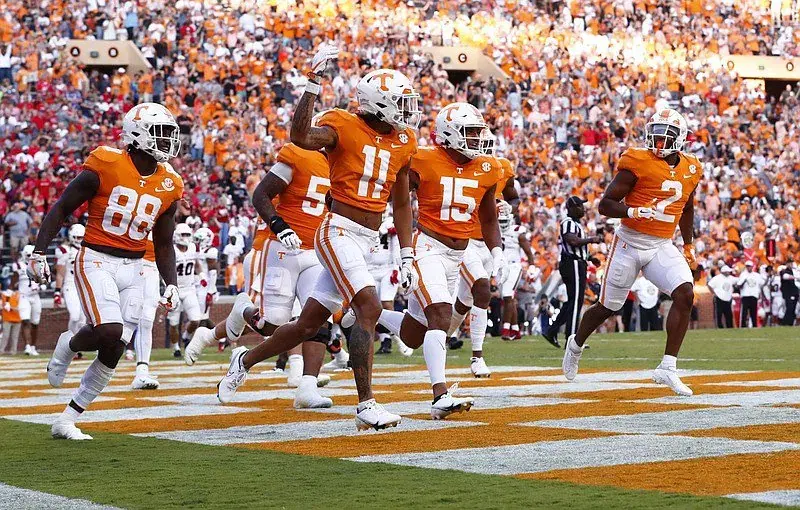 Tennessee vs. LSU Week 6 Betting: Back the Volunteers to Win SEC Clash Against Tigers