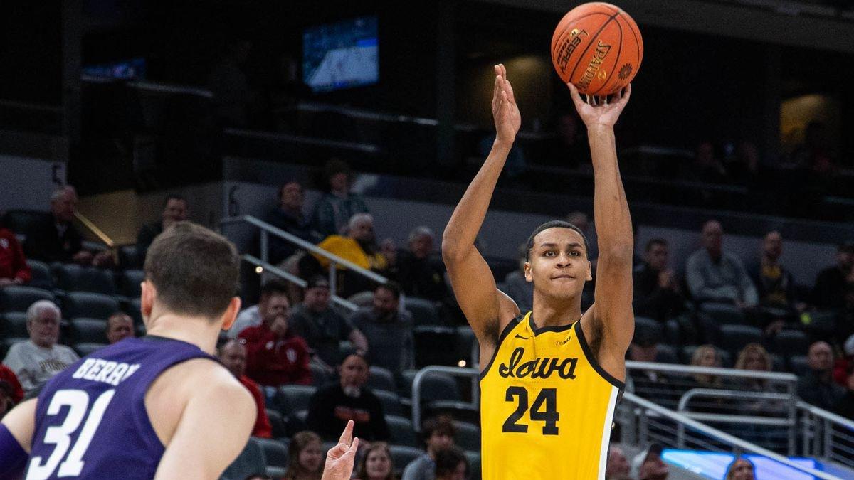 Iowa State vs Iowa Basketball Prediction & Picks: Will Murray, Hawkeyes handle Cyclones in rivalry showdown?