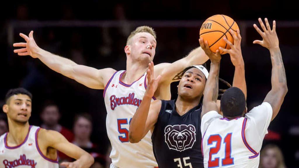 Drake vs Bradley Basketball Prediction, Odds & Picks
