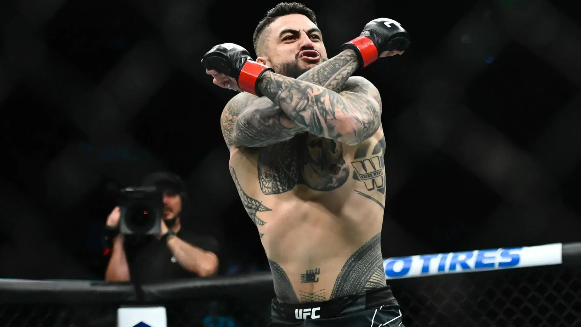 UFC 284 Prelims & Early Prelims Predictions, Odds & Picks