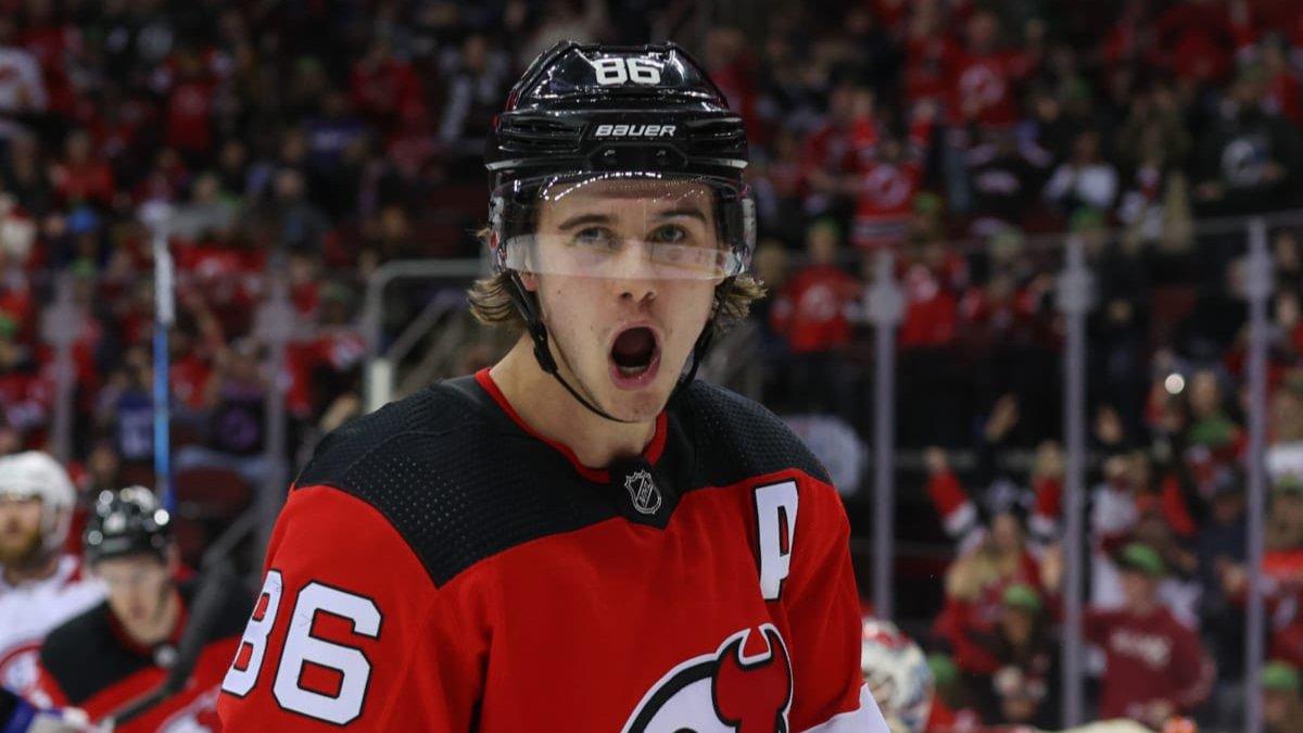 Maple Leafs vs Devils NHL Predictions, Odds, Props, & Best Bets (12/10)