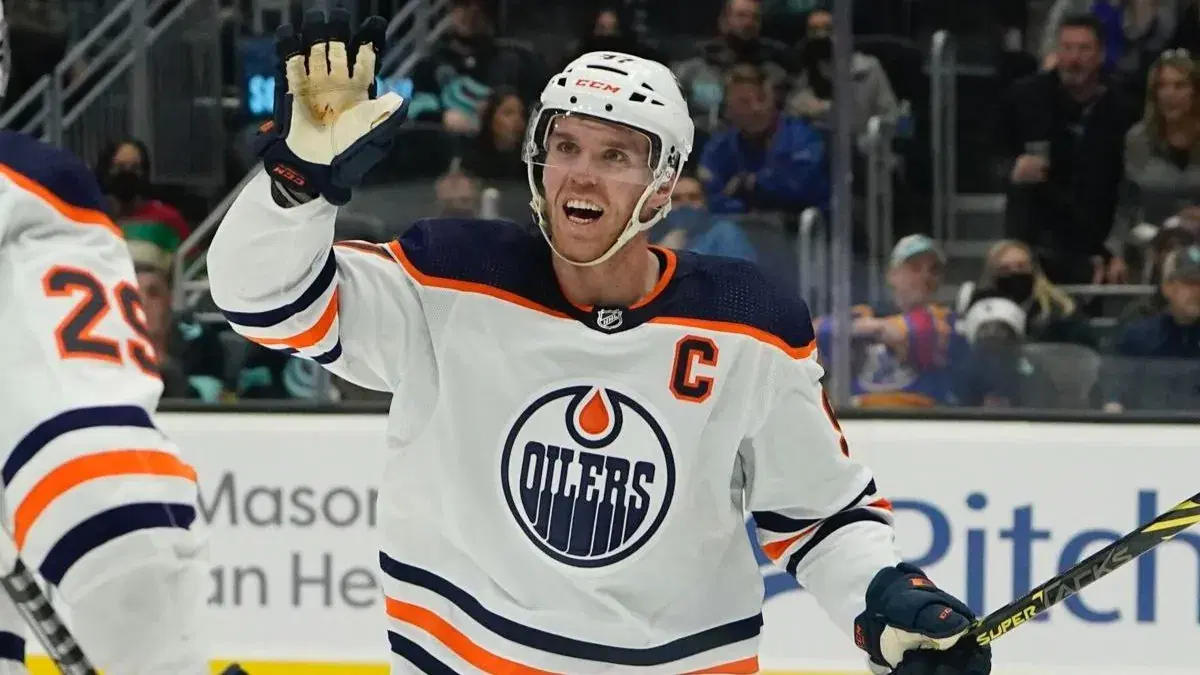 Oilers vs Golden Knights Game 2 Prediction & Best Bets: Edmonton Heads Home With Tied Series