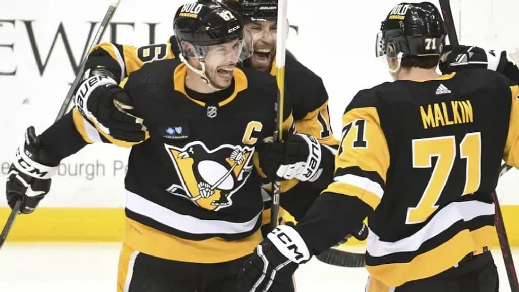Red Light Special: Friday Expert Picks in the NHL