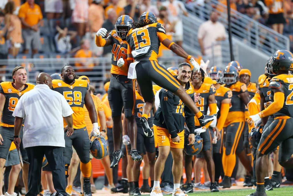 South Carolina vs #21 Tennessee, Prediction & Top Picks: Vols Host Gamecocks at Neyland